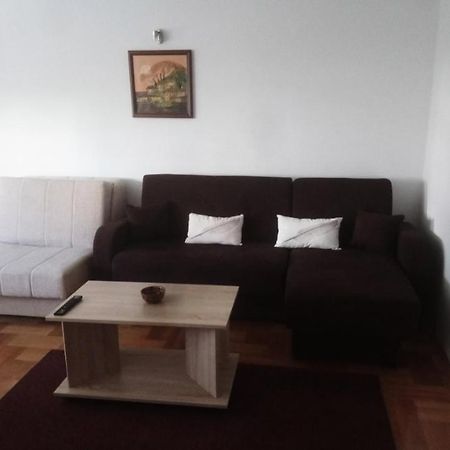 Apartman Pirot Eksteriør billede